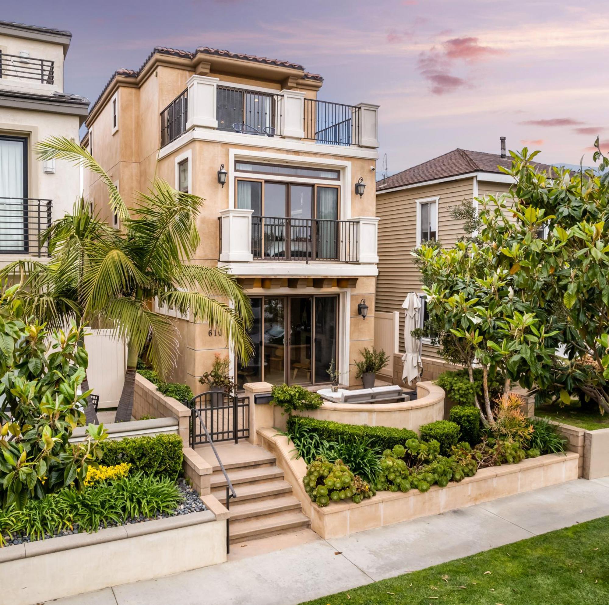 New Luxurious Beach Home Huntington Beach Exterior photo