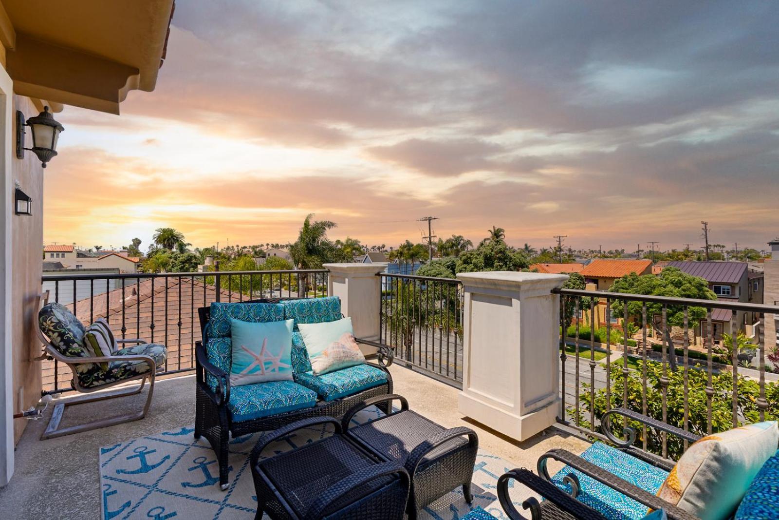 New Luxurious Beach Home Huntington Beach Exterior photo