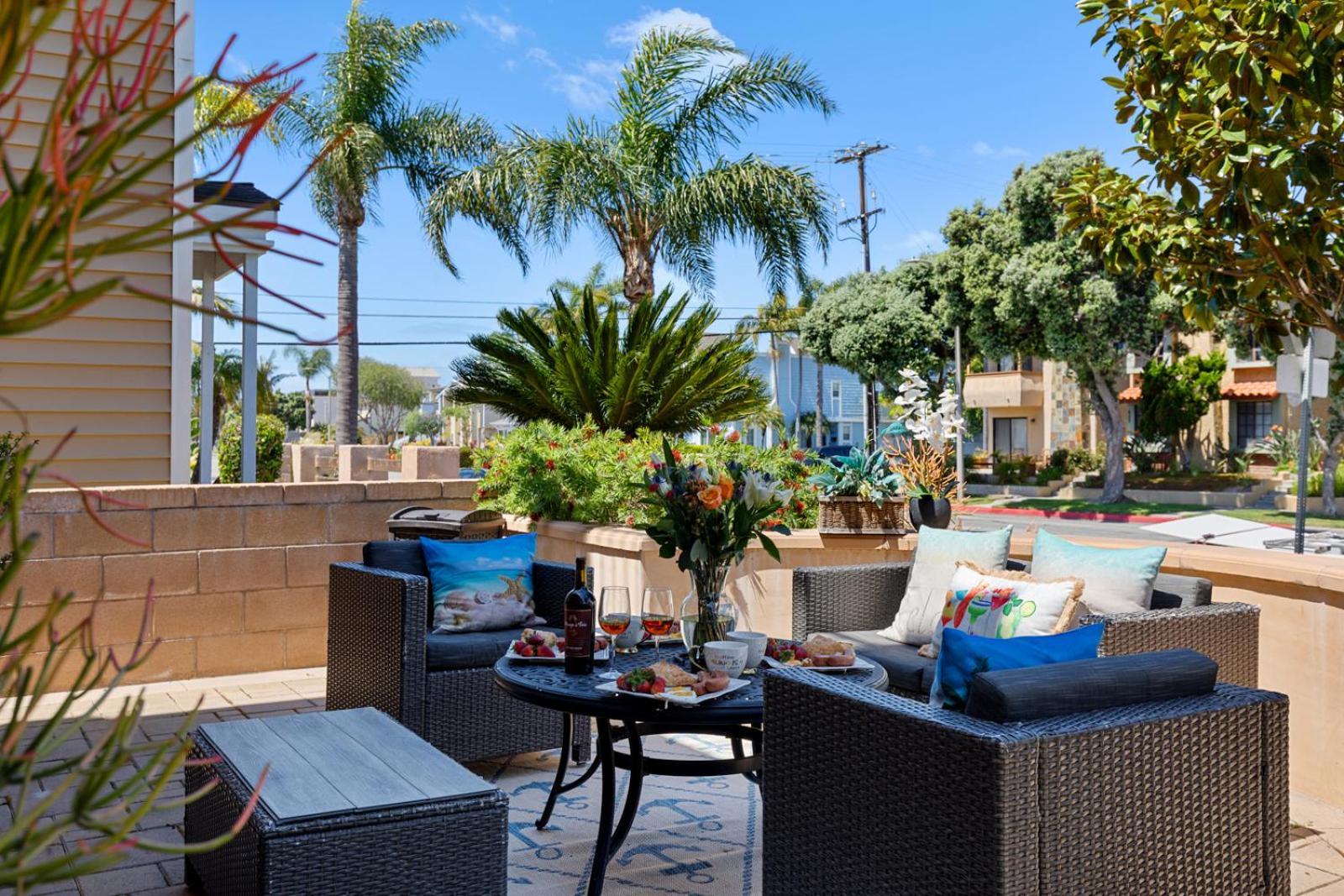New Luxurious Beach Home Huntington Beach Exterior photo